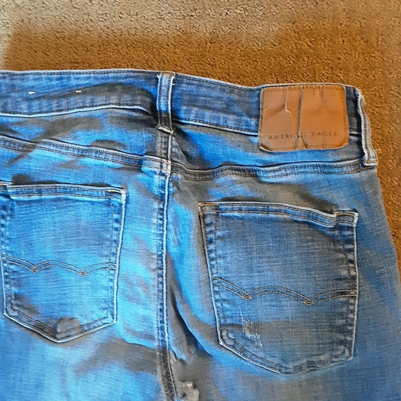 Womens AMERICAN EAGLE `faded distressed jeans - Picture 6 of 8